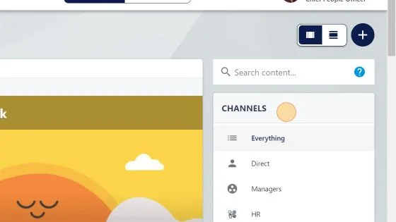 Screenshot from the StaffCircle platform: What can the employee see on the main feed?